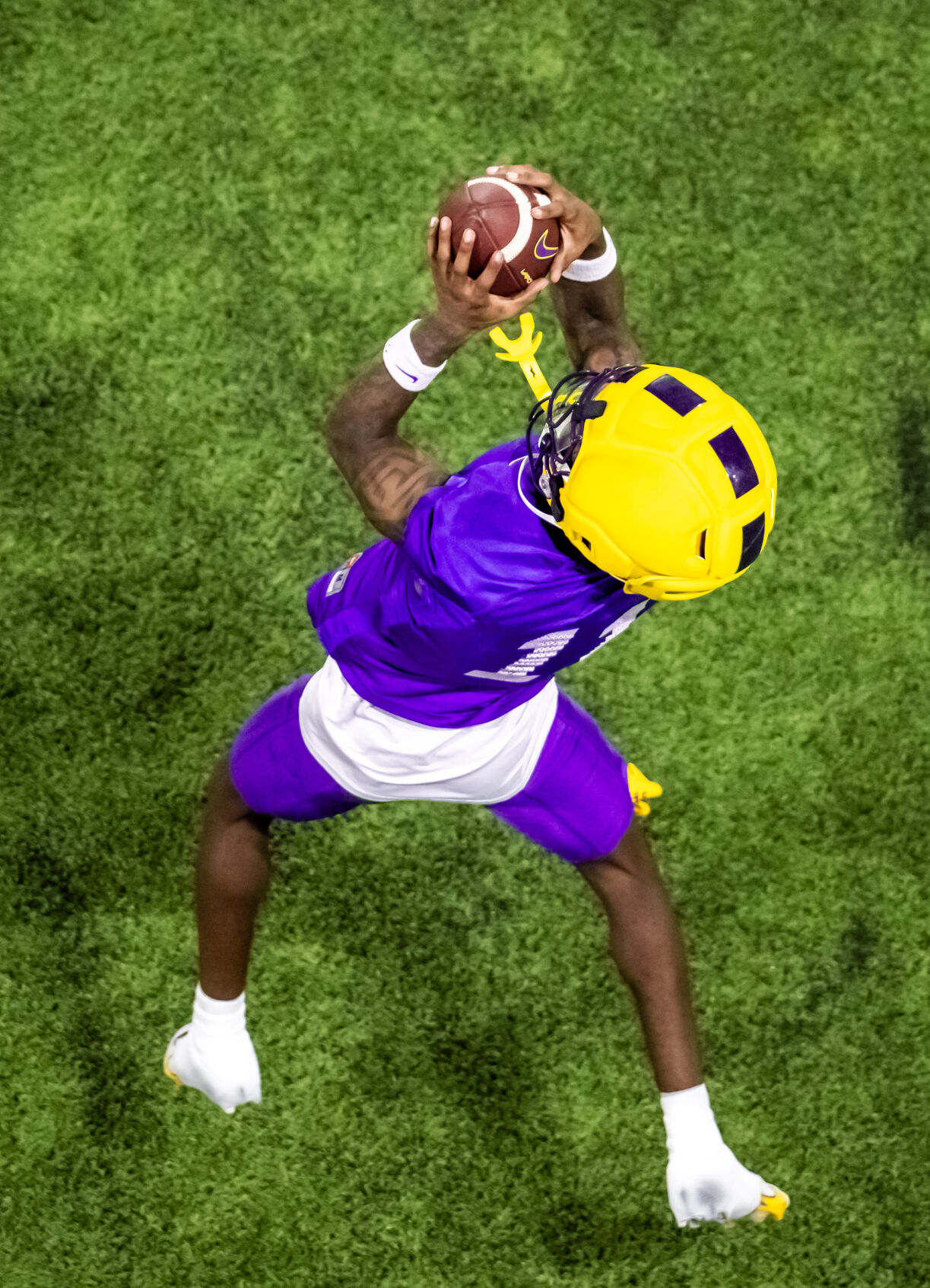 NO.lsucamp.081625_2248 MJ.JPG